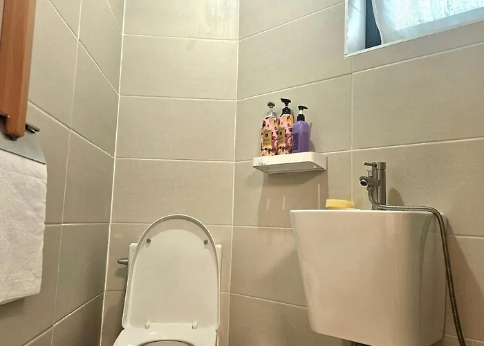 Apartment 신사역2분#초역세권강남역10분내#성형외과#대인원최대10인가능#오픈할인가 *